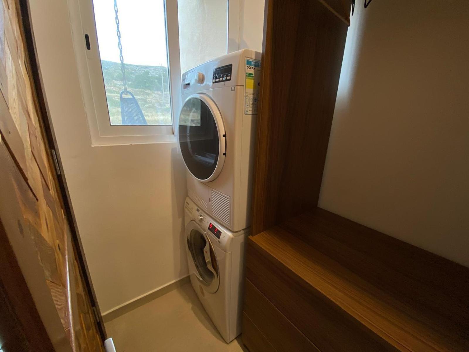 Апартаменти Hillview Duplex Penthouse Сент-Полс-Бей Екстер'єр фото